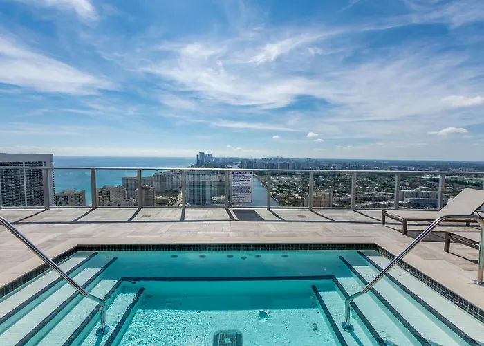Espectacular Condo Esquina Beach House Hollywood Apartamento